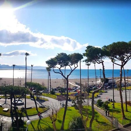 Villa Oplonti - Tra Napoli, Pompei E Sorrento トッレ・アンヌンツィアータ エクステリア 写真